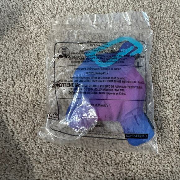 NWT McDonald's Disney Pixar SOUL Terry Clip Happy Meal Plush Toy UNOPENED 2020 - Picture 3 of 5